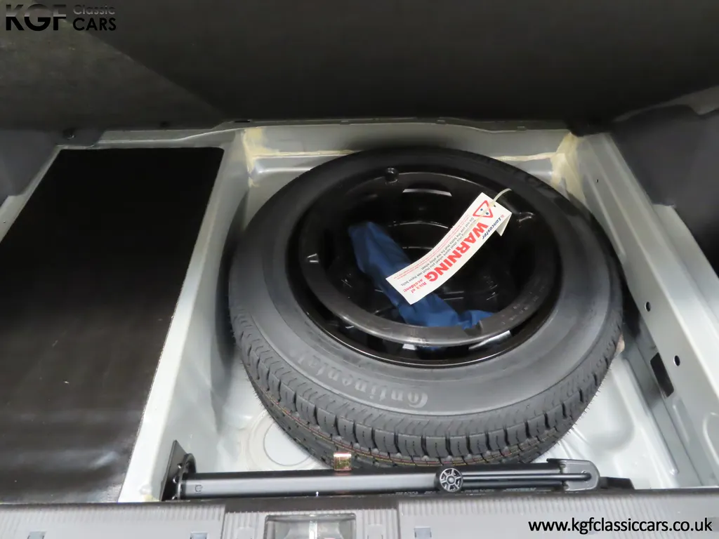 Mercedes benz e class co5a8cxmpluhnmjwi tu 
