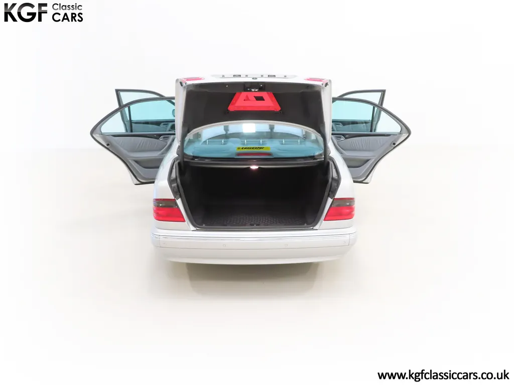 Mercedes benz e class ekyto3wnqj6cx z86du5i