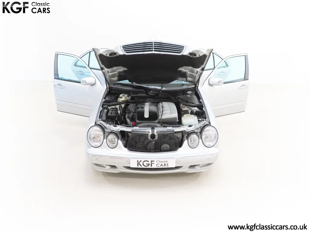 Mercedes benz e class slnannzfjfzovf7fkr0m7