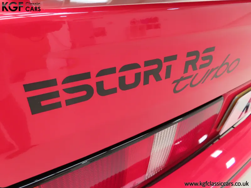 Ford escort ey5jq80j3xc5t1 xnui9v