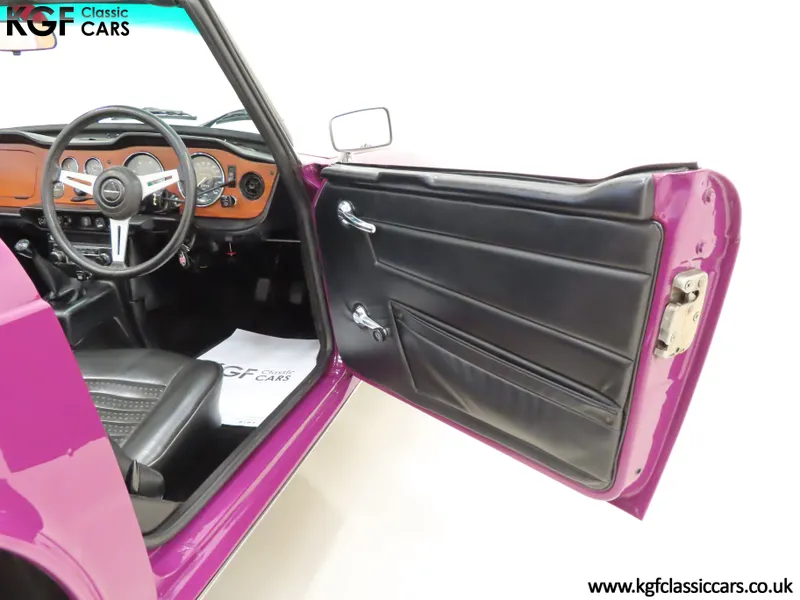 Triumph tr6 1enstmkclpnf8it1tbq8w