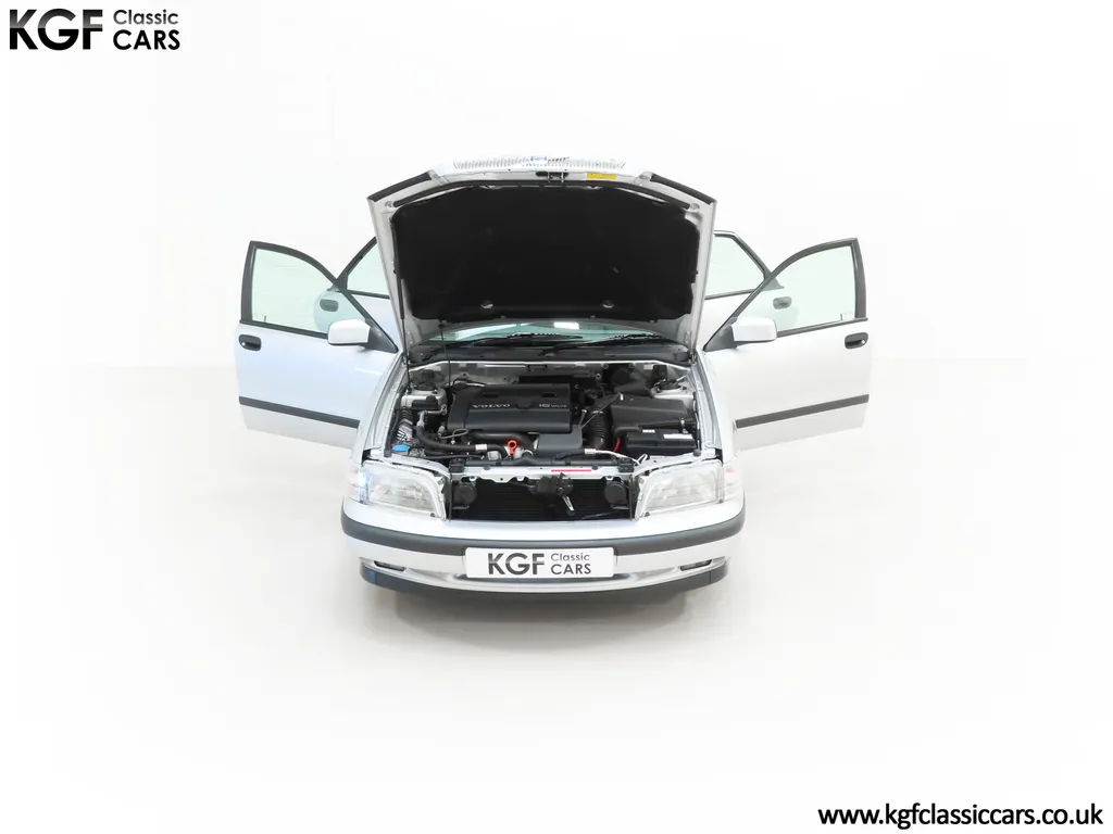 Volvo s40 cpbxr3cdwxlr9hiqsglgn