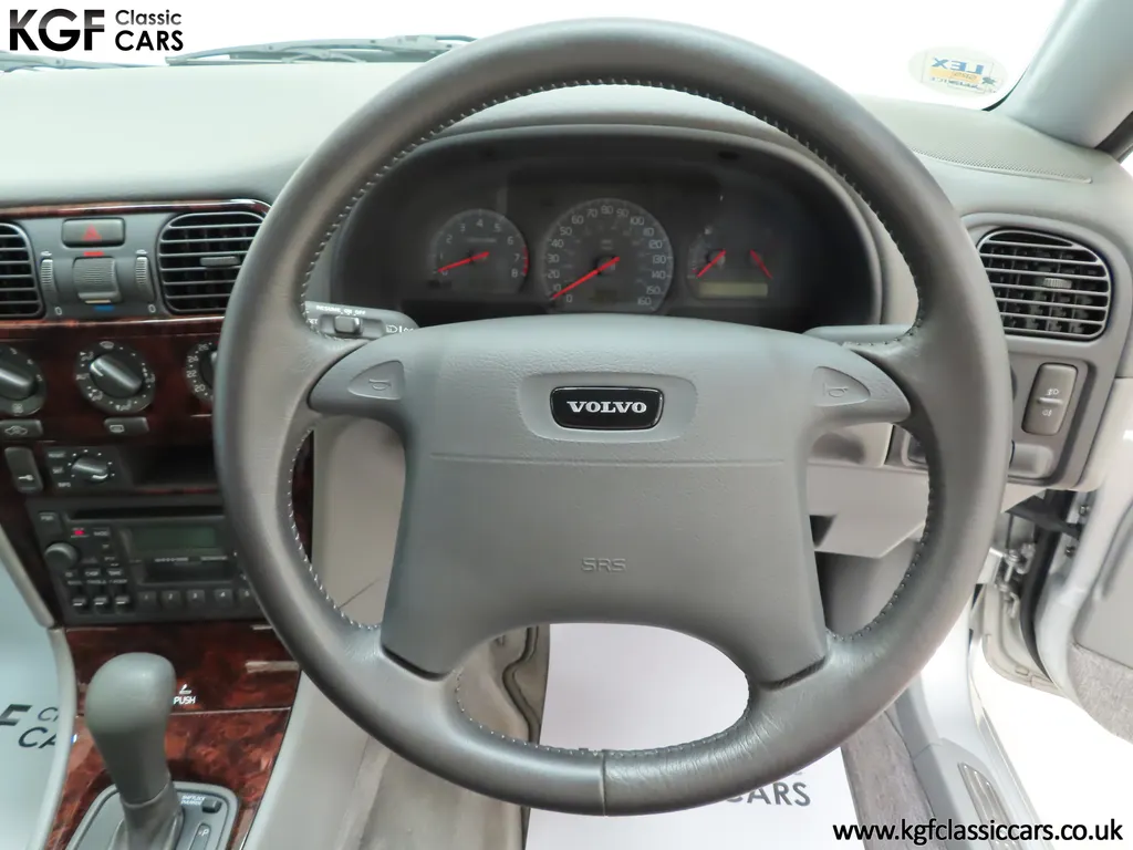 Volvo s40 ogqw8xffca dd9tmcjjpe