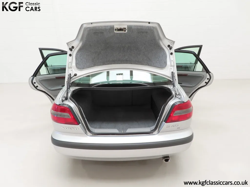 Volvo s40 qxfu6lrd15bnxqaofffu1