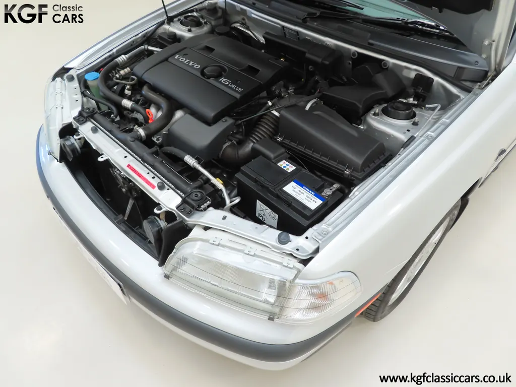 Volvo s40  dhdvnf3utpbeaiphuaq5