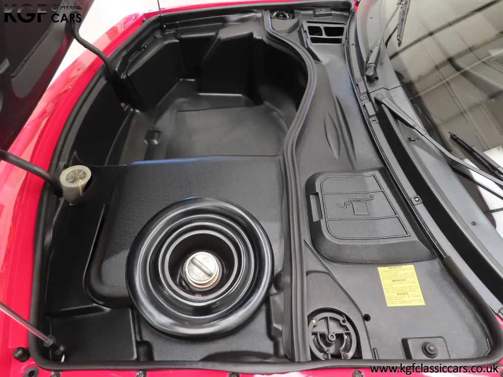 Renault gta 6aqeigym9rm5otnap erf