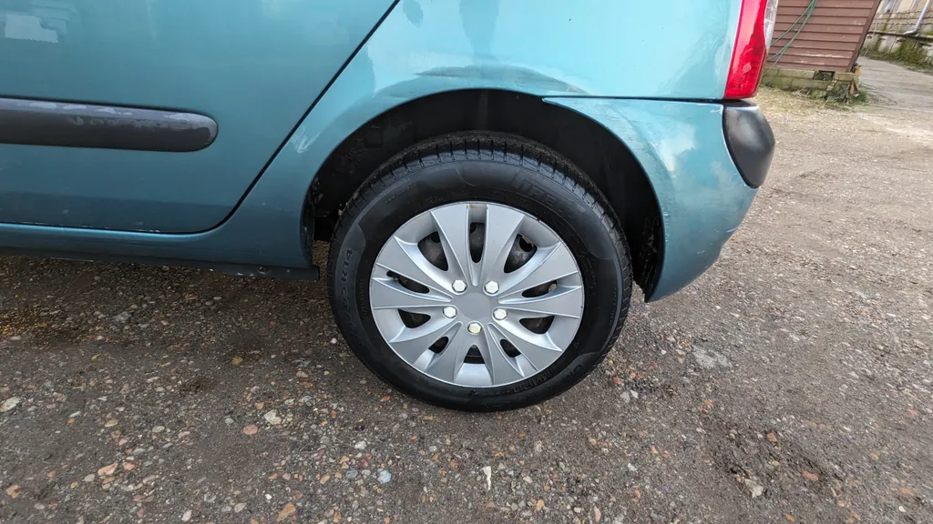 Renault clio cqwmpqogg2emxageskyev