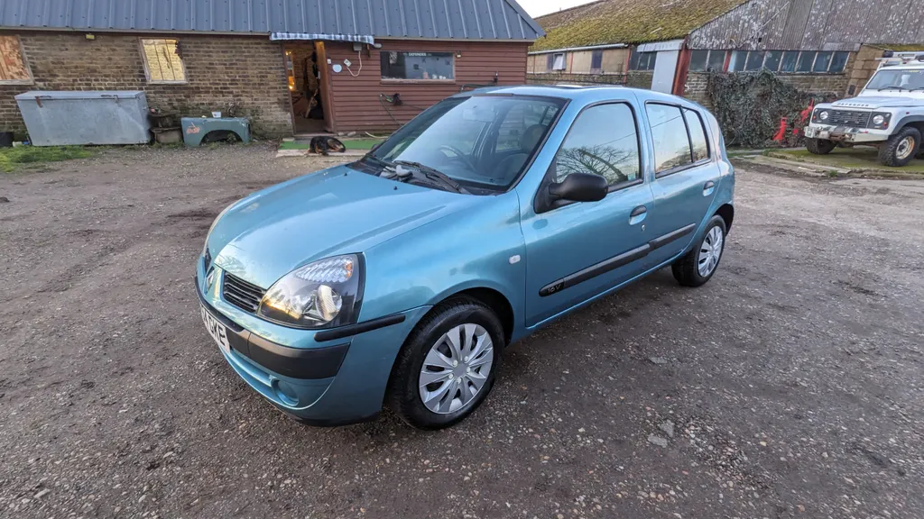 Renault clio ftwzhcvfz2vzdhvxeupcb