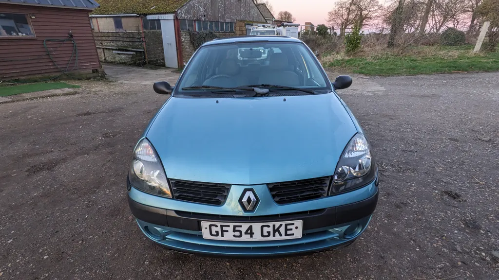 Renault clio vt1gkctym6ep sezw28q6