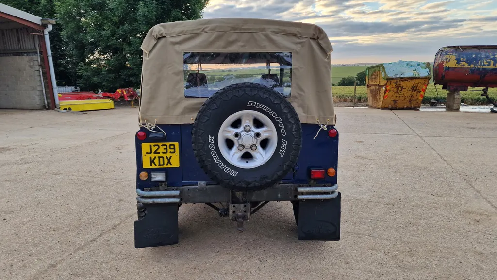 Land rover defender 90 l 4lth07r n3pexx3tb3l