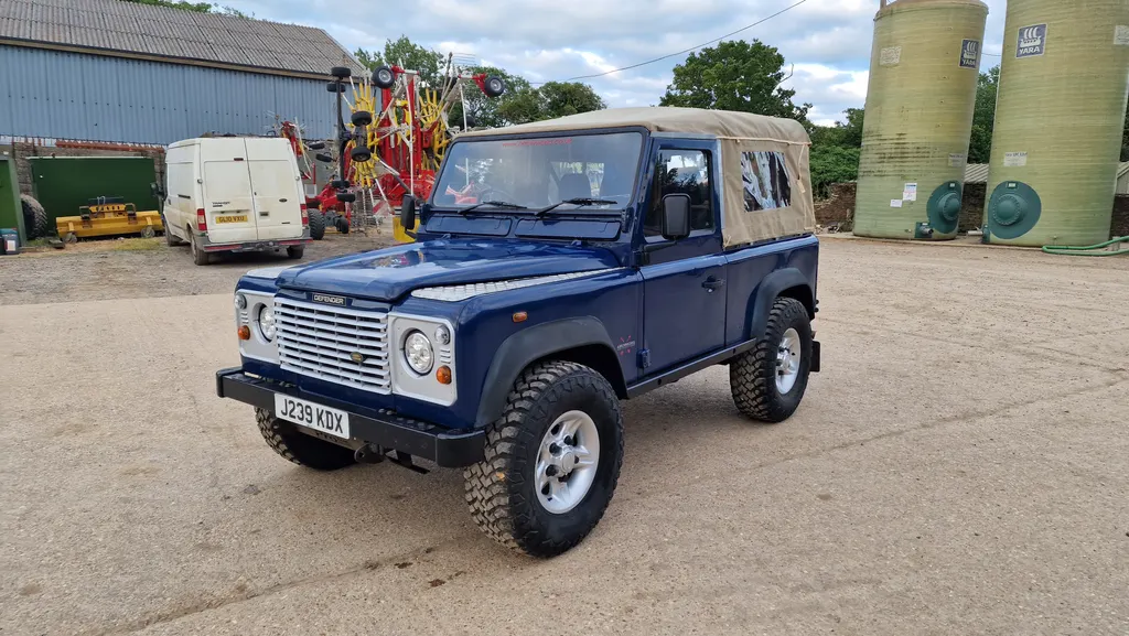 Land rover defender 90 sk1 jhffivylqcsryv9bk
