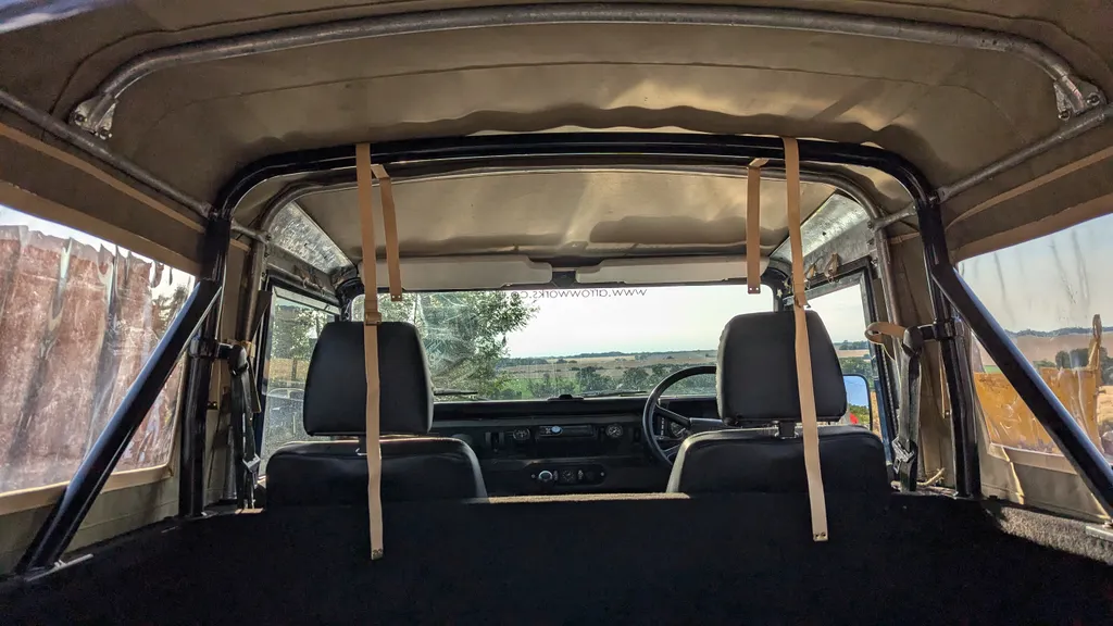 Land rover defender 90 yrpxadaz3crbwibmiwzaf