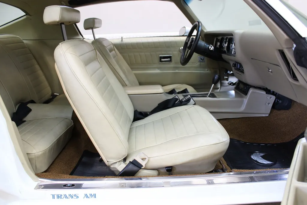 1970 pontiac  transam 400 v8 ram air iii auto nut  bolt restoration  1lg8efzyotoizoig1todk