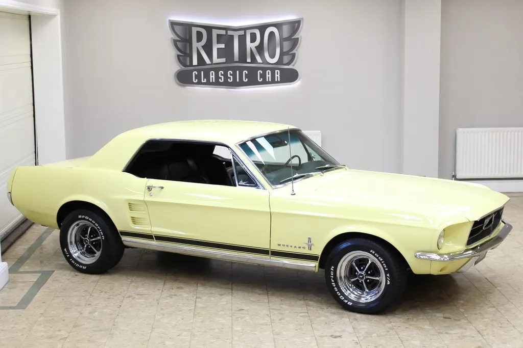 1967 ford  mustang coupe 289 v8 manual   restored   show winning  ttt7nrm61wrrrkwt2ftwt