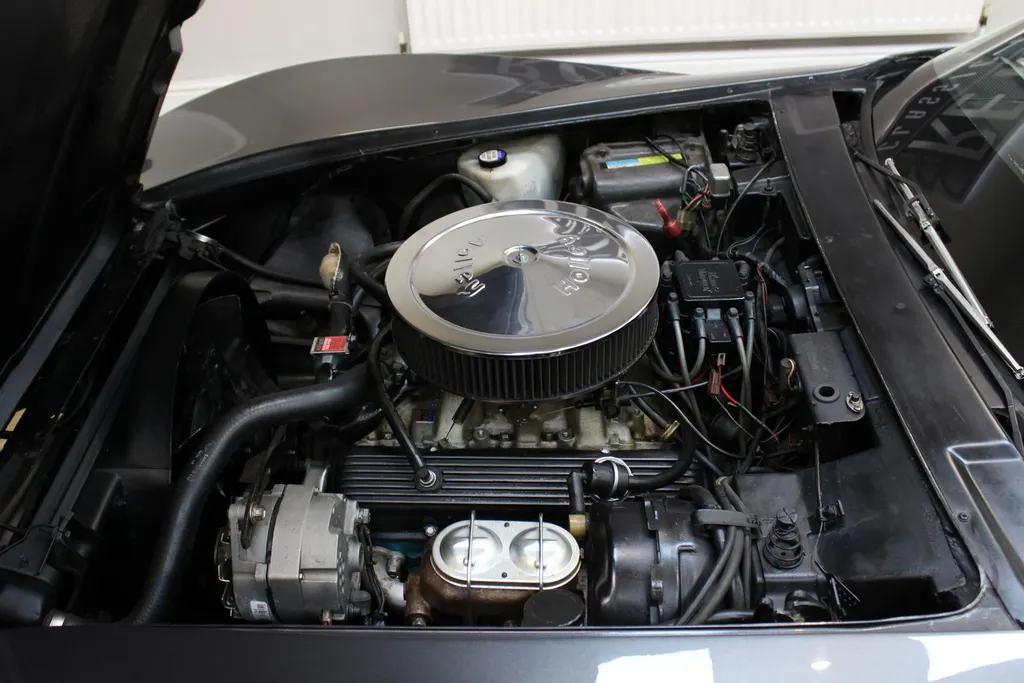 1981 chevrolet  corvette c3 350 v8 auto   restored  1ooc4yh5tdveg3jvolcat
