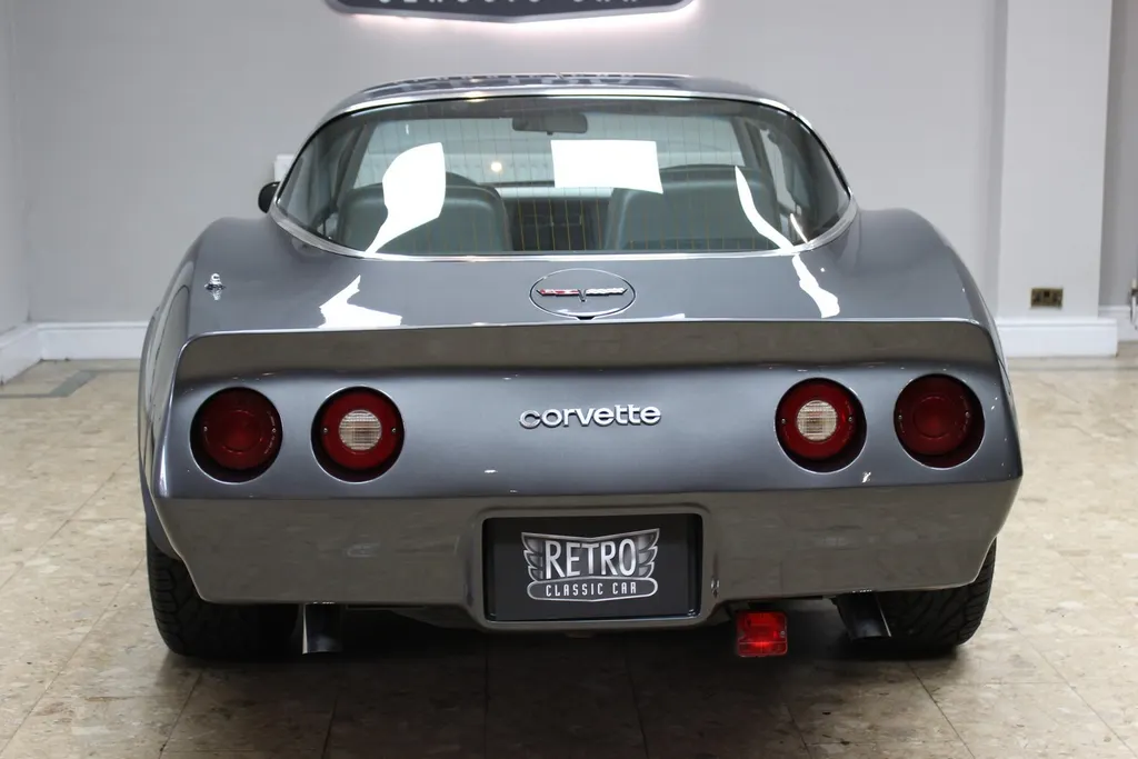 1981 chevrolet  corvette c3 350 v8 auto   restored  mebcmfsoadgul8ttzukyz