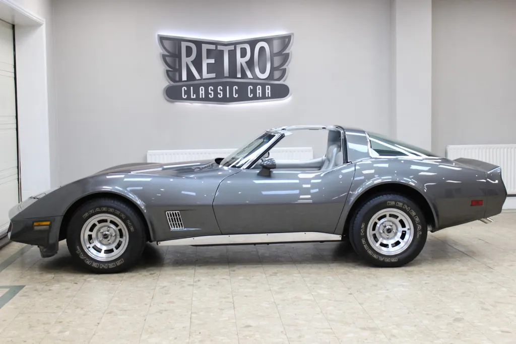 1981 chevrolet  corvette c3 350 v8 auto   restored  zmx5tx4l ssdgy0nhc1fw