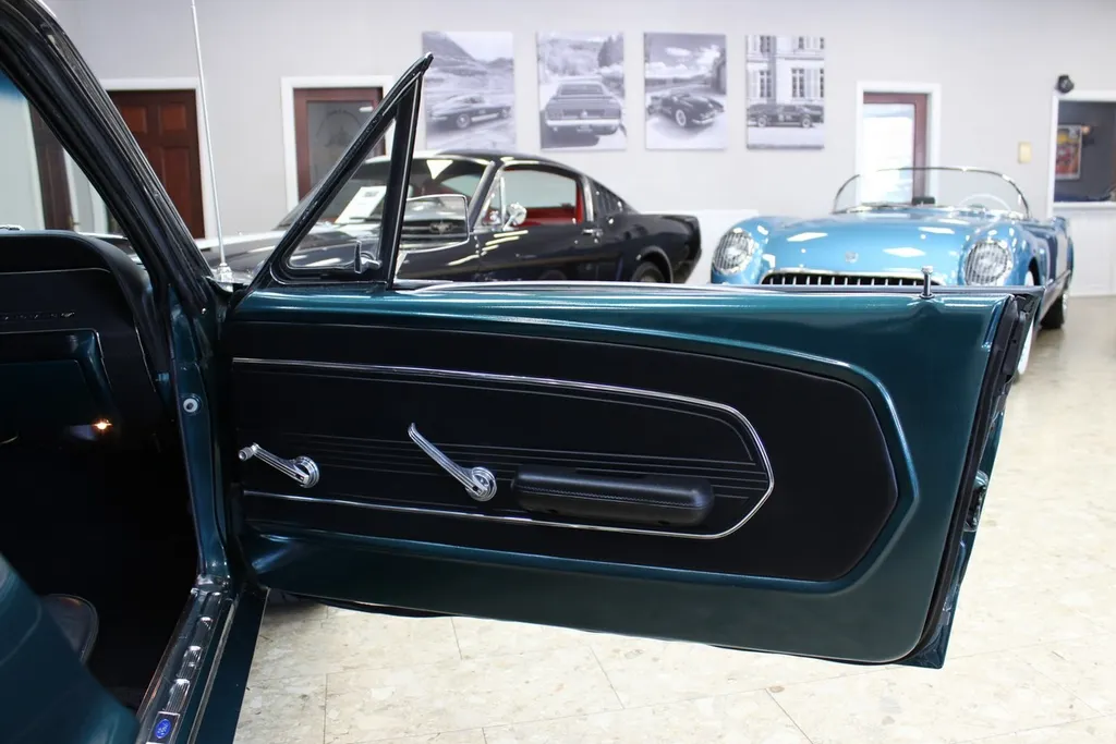 1967 ford  mustang fastback gta 289 v8 auto   fully restored  lrl2vx79pafzp46wylh6o