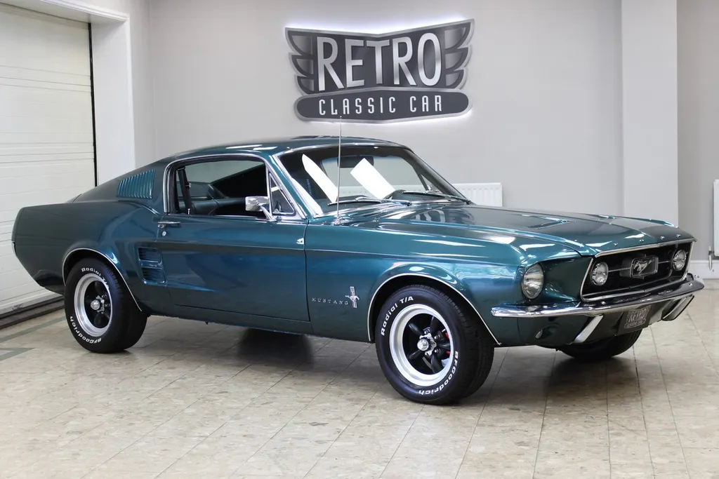 1967 ford  mustang fastback gta 289 v8 auto   fully restored  pe2iiog0xnmw02zfhmv8x