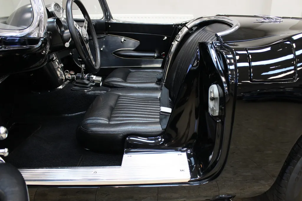 1961 chevrolet  corvette c1 restomod 350 v8 manual   fully restored huge spec  bi9v9txkfsntb79qr2q7s