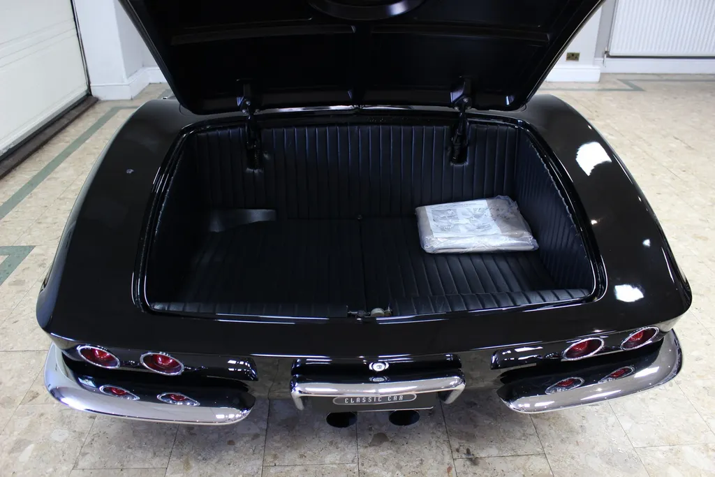 1961 chevrolet  corvette c1 restomod 350 v8 manual   fully restored huge spec  noc2iwazmpflzhlyl44fv
