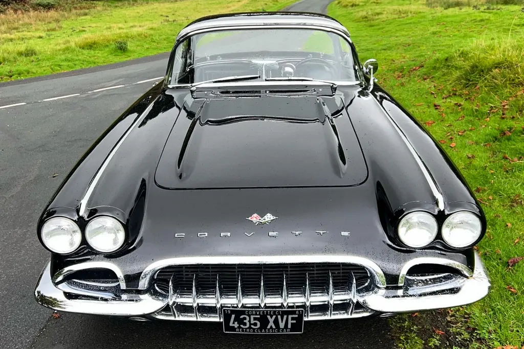 1961 chevrolet  corvette c1 restomod 350 v8 manual   fully restored huge spec  oiybd6grmhfyog1yr3fey