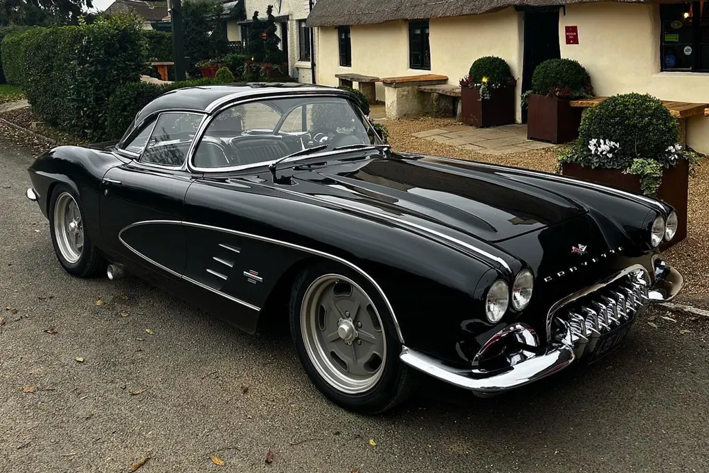 1961 chevrolet  corvette c1 restomod 350 v8 manual   fully restored huge spec  yv4dcwynicshwd3cepzeq