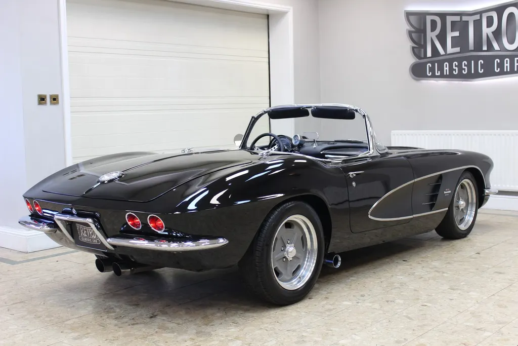 1961 chevrolet  corvette c1 restomod 350 v8 manual   fully restored huge spec  icqxse4tzfyjruw090xtt