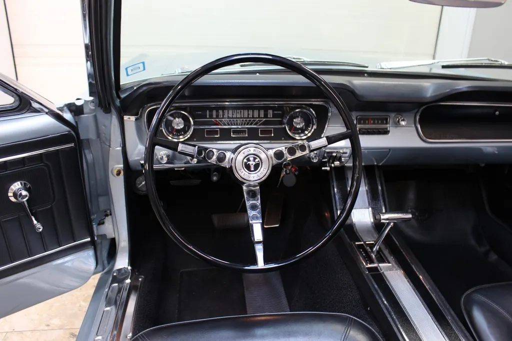 1964 12 ford  mustang convertible 260 v8 auto   fully restored exceptional  43xipwfgm5s7ewixmoh8g
