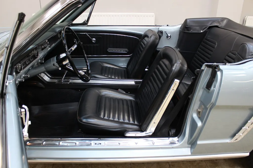 1964 12 ford  mustang convertible 260 v8 auto   fully restored exceptional  bysz4xiqqsxwd e001zxv