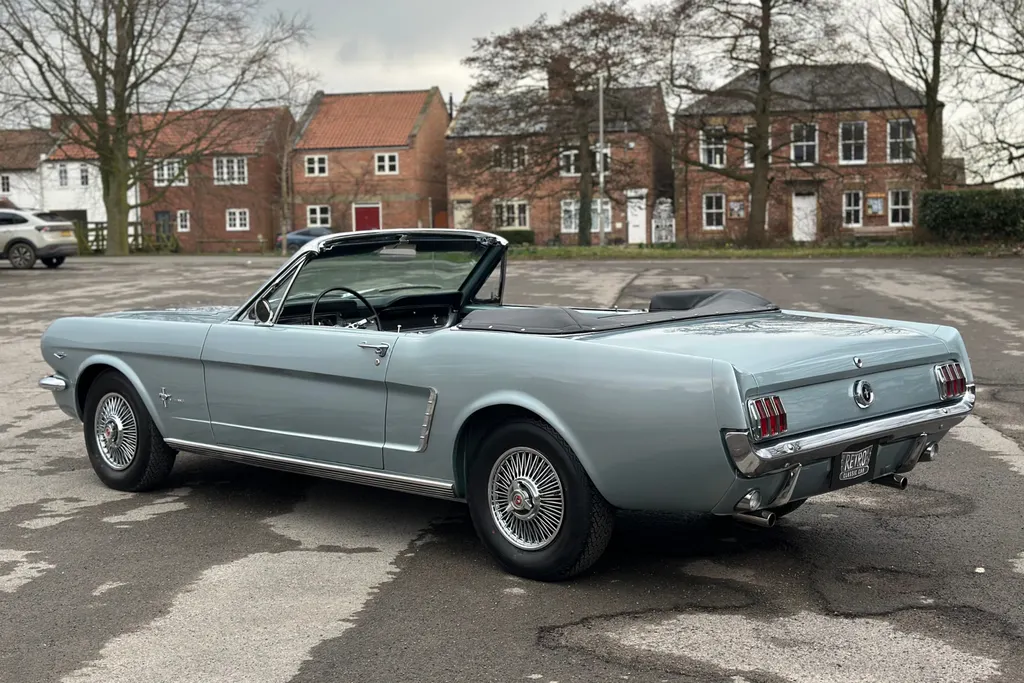 1964 12 ford  mustang convertible 260 v8 auto   fully restored exceptional  qffikdochmnshpz1w7bn2