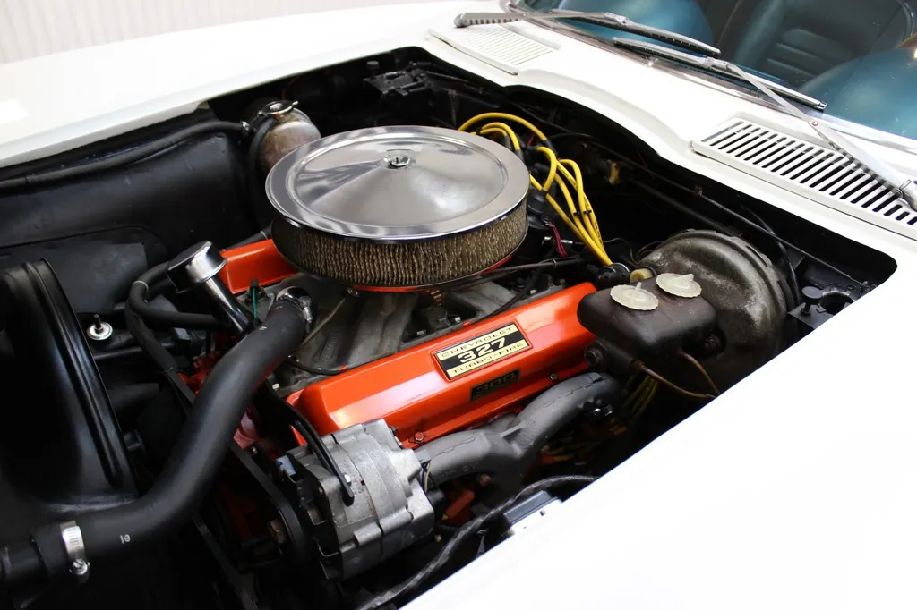 1966 chevrolet  corvette stingray c2 327 v8 manual   displayed at london concours  3l1vkspcdzy0ny0mv1ai4