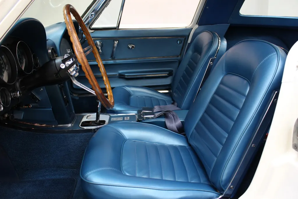 1966 chevrolet  corvette stingray c2 327 v8 manual   displayed at london concours  csbnc7u1o9opobc07fe s