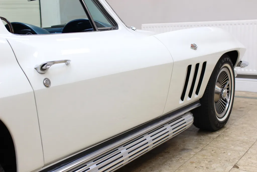 1966 chevrolet  corvette stingray c2 327 v8 manual   displayed at london concours  fyvse vxhojfnwk9qxvmc
