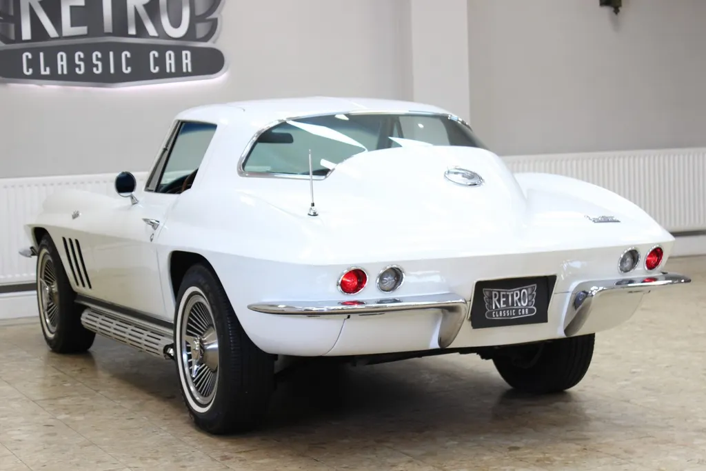 1966 chevrolet  corvette stingray c2 327 v8 manual   displayed at london concours  yvi dlhtfkt5 odhyautn