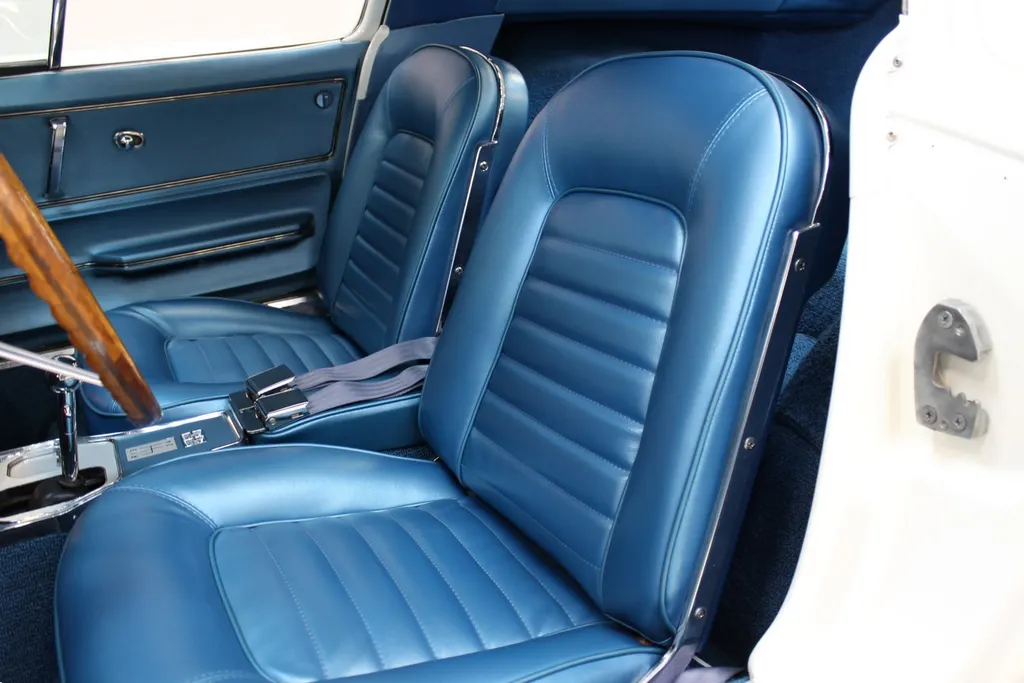 1966 chevrolet  corvette stingray c2 327 v8 manual   displayed at london concours  axfeocrkepgld8ff9s78w