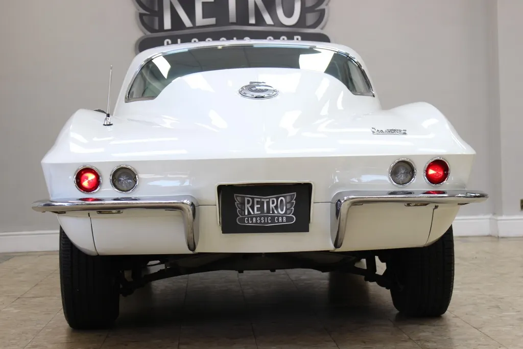 1966 chevrolet  corvette stingray c2 327 v8 manual   displayed at london concours  vxdl7ewl47x7nfnv8izlc