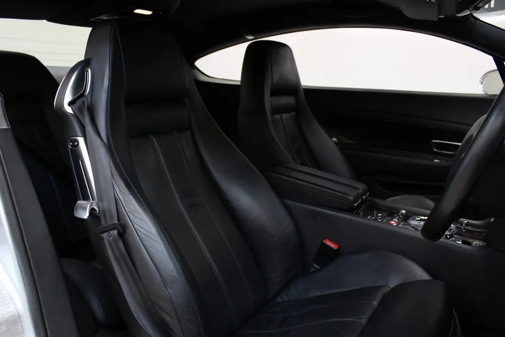 Bentley continental gt b0o25fqefe2qqco1761hf