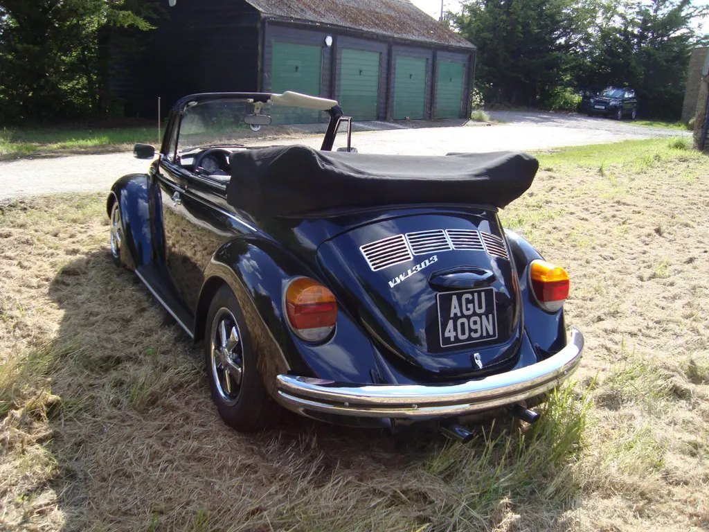 Volkswagen beetle 1303 karmann ghia d5wqxnuffgzfl6qymyl0j