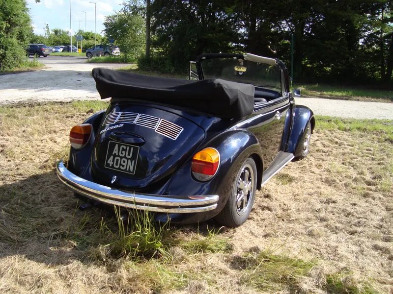 Volkswagen beetle 1303 karmann ghia uzma6scwbs gizhh5ev2f