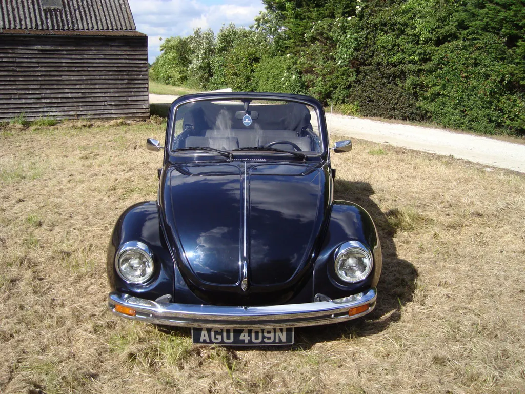 Volkswagen beetle 1303 karmann ghia mjj90w cdrgv9gt xdm8 