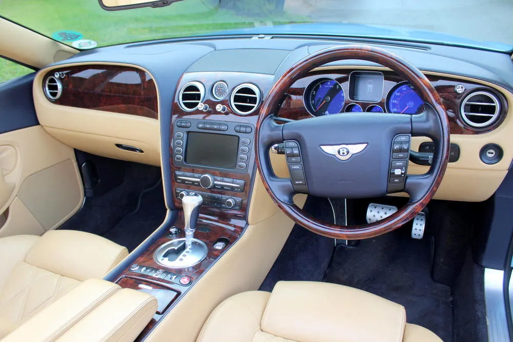 Bentley continental gtc xkzplxw3lm1odypowuvju