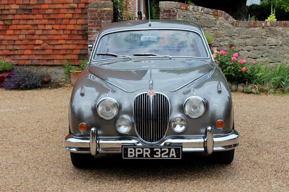 Jaguar mk ii 3.4 mod  glspk3et2ytuor hn7tr2