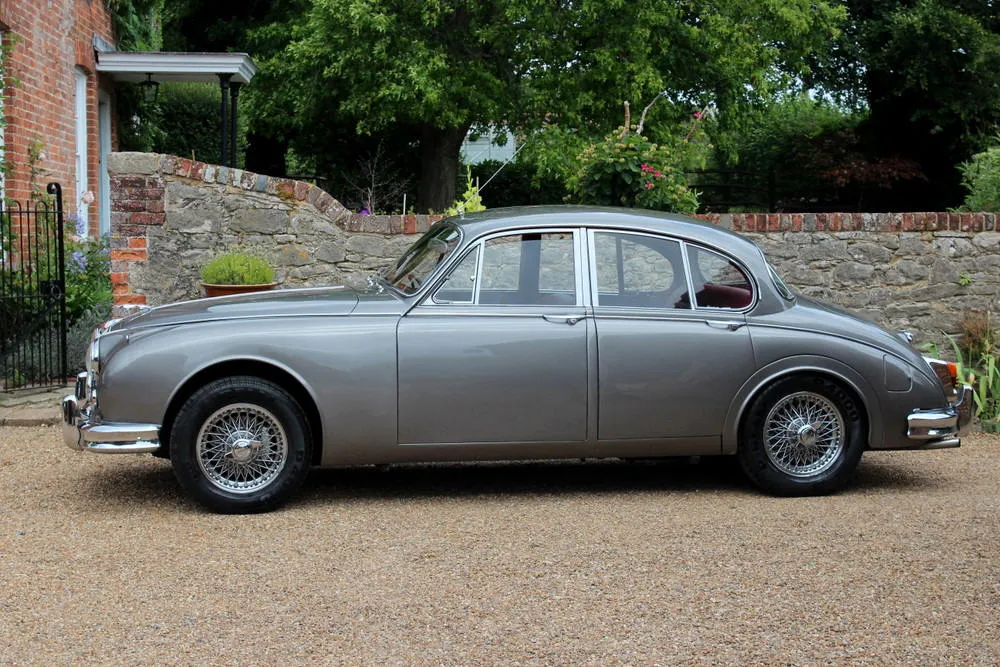 Jaguar mk ii 3.4 mod  s08vim8esfjb cfxinvhb