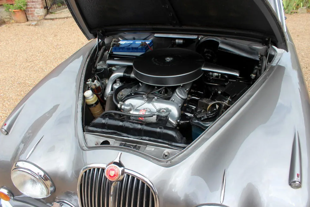 Jaguar mk ii 3.4 mod  blwi945glyqenfsoarruu