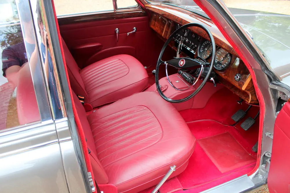 Jaguar mk ii 3.4 mod  r37pr7ndys9iudsutjnil