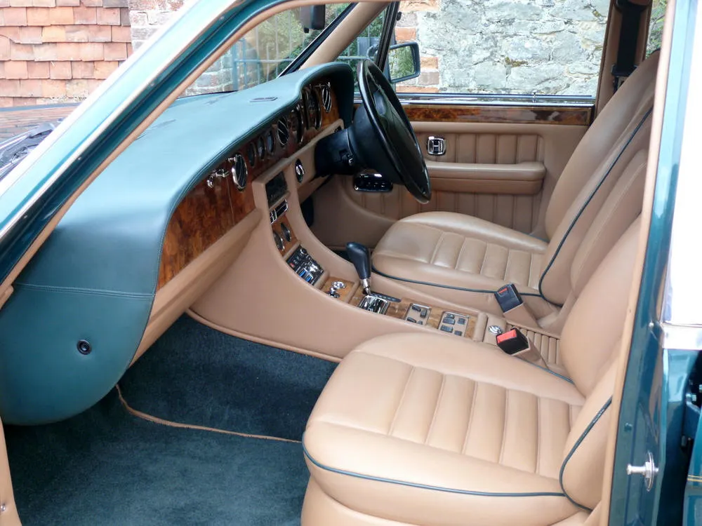 Bentley brooklands ehambogzfevou0h otc k