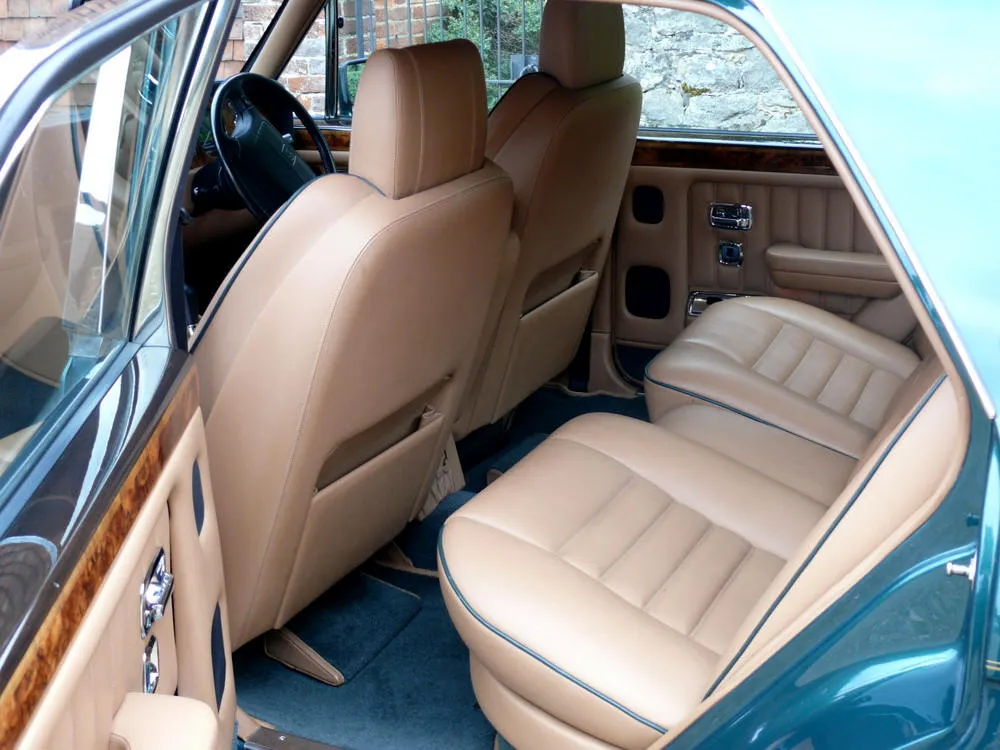 Bentley brooklands uz4wgf8gfjnz6pnkq2tzn
