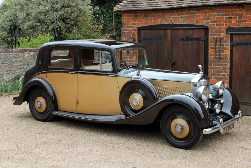 Rolls royce  2530 sports saloon adxx5hmszxc17zq0h3zbm