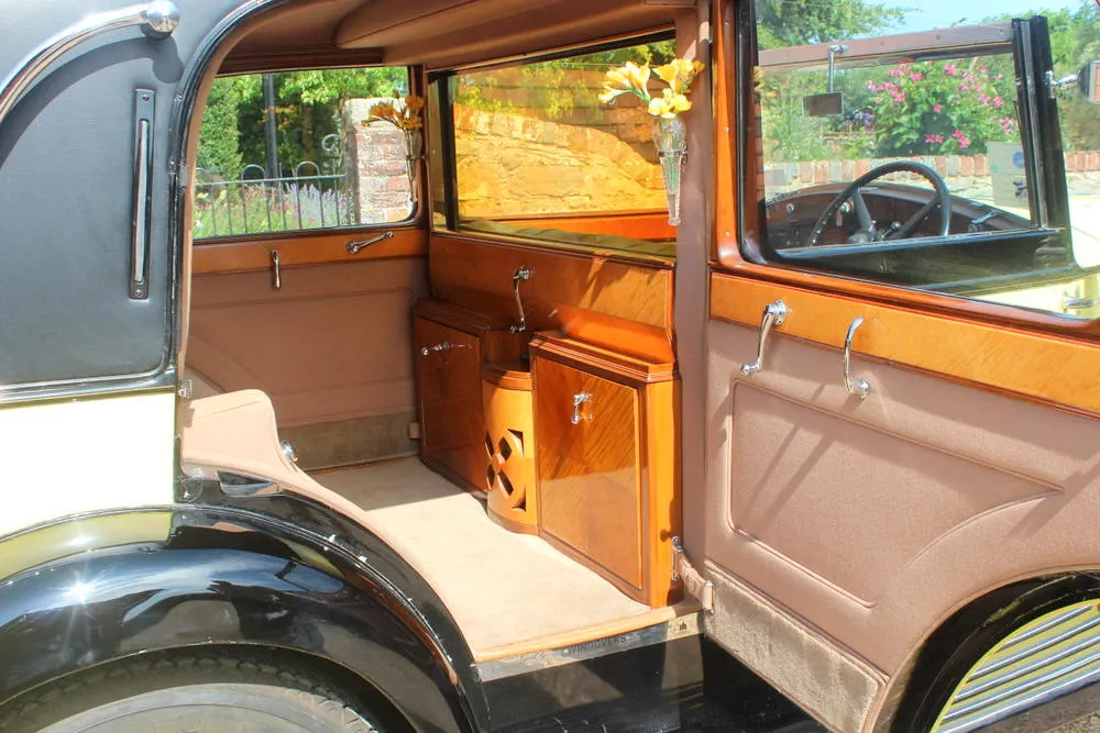 Rolls royce phantom ii  hiis4sfwjrxzyotzsrdvk